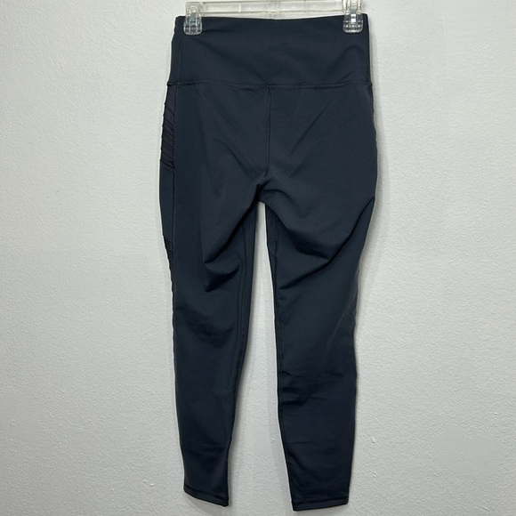 Old Navy Active Charcoal Leggings - Picture 6 of 6